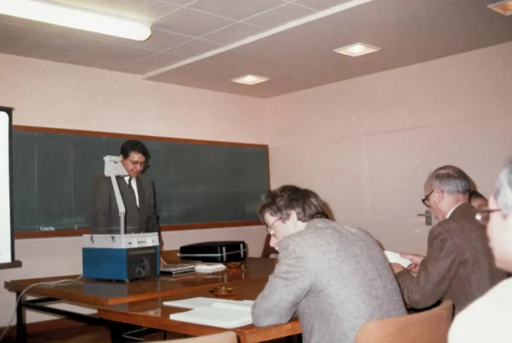 Dr. Alaa Mahmoud Al Tamimi defending his doctoral thesis before the examination committee, February 1985.