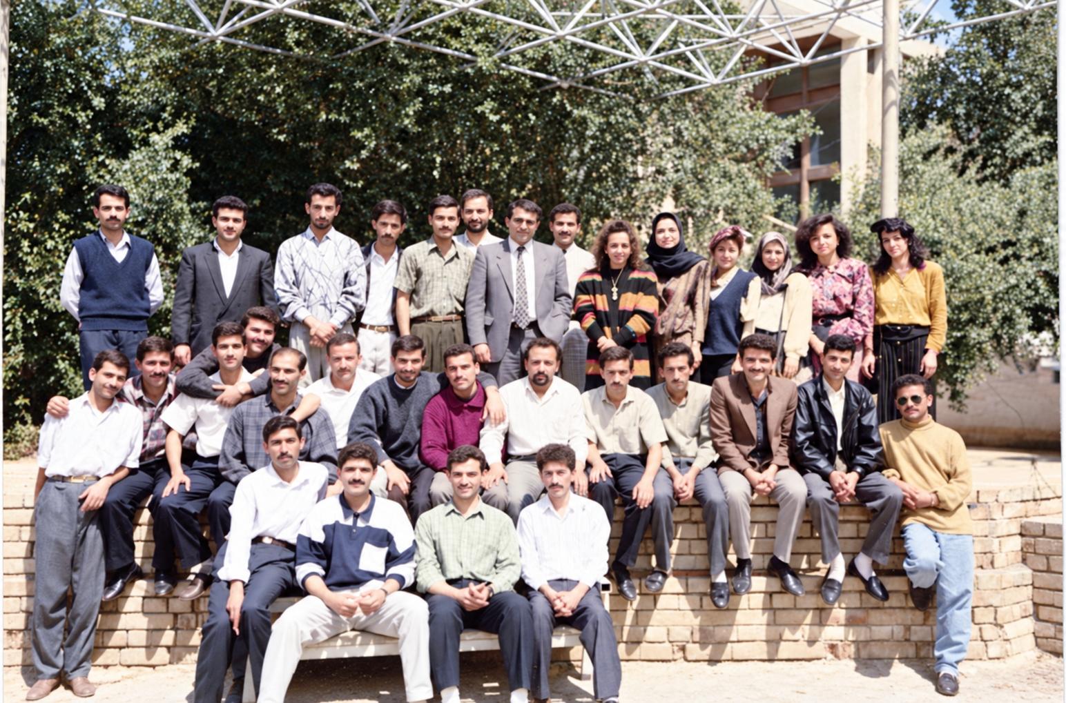 With final-year students in the Department of Civil Engineering, College of Engineering, Al-Mustansiriya University, 1995.